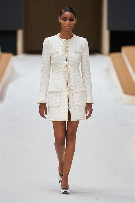 chanel spring 2022 ready-to-wear|Chanel spring 2022 couture.